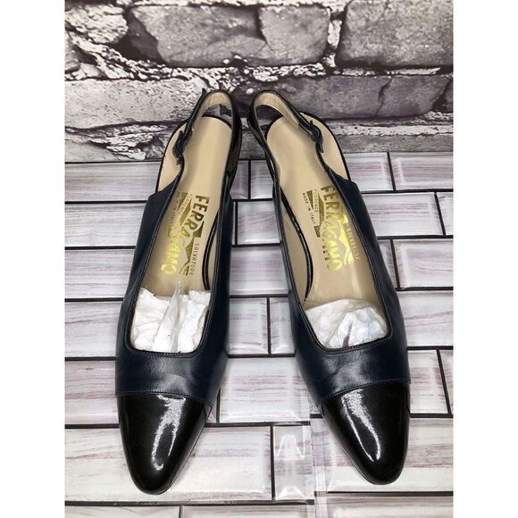 Salvatore Ferragamo Blue Leather Cap Toe Slingback Pumps Heels Women Sz 8AAAA US - Picture 2 of 16